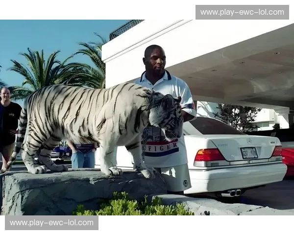 铁拳撞击泰坦：泰森vs奥尼尔，一场关于人类力量极限的终极狂想